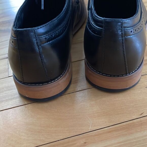 Stacy Adams Dickinson black leather tie cap toe Oxford shoe. Size 9.5. - Picture 10 of 11